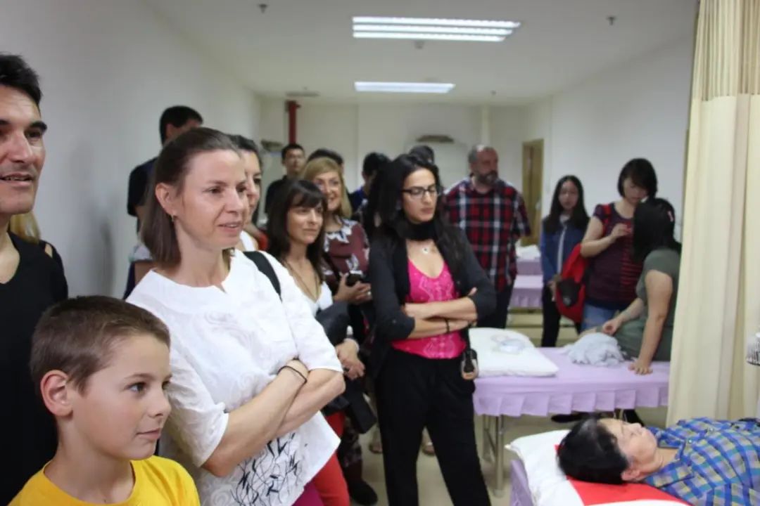//mmbiz.qpic.cn/mmbiz_jpg/SYgJX9KIzgLbAG9cicibue7aEfkLj8TfVXzoicMibpr66EsRzQLYRTCwq8KWHp341KFpZXteqR98h9Nibu7CELiadNDQ/640?wx_fmt=jpeg