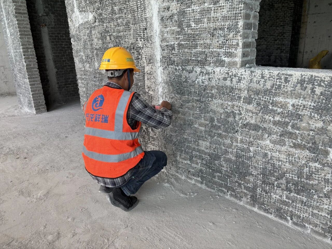 封顶!南盈滨岛导航台更新改造项目为民航保障再筑新翼(图3) 3.jpg